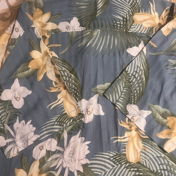 Tommy Bahama 100% Silk Men’s Large Blue Hawaiian Camo Shirt Orchid Palm Sz. L - Picture 8 of 12